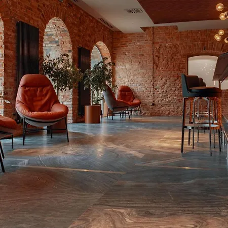 Radisson & Suites, Gdansk, Wyspa Spichrzow ホテル 4*