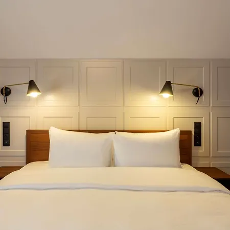 Radisson & Suites, Gdansk, Wyspa Spichrzow 4* グダニスク