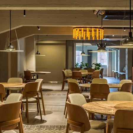 Hotel Radisson & Suites, Gdansk, Wyspa Spichrzow 4*