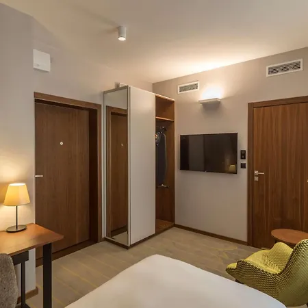 호텔 Radisson & 4*