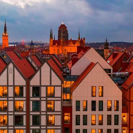 Hotel Radisson & Suites, Gdansk, Wyspa Spichrzow 4*