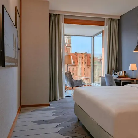 Hotel Radisson & Suites, Gdansk, Wyspa Spichrzow