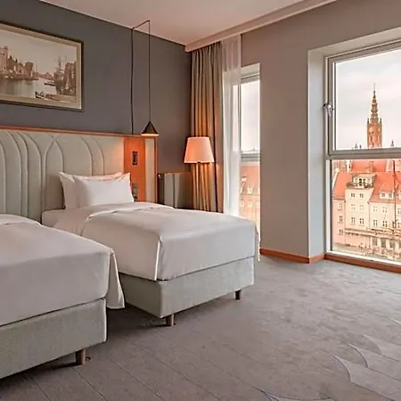 Hotel Radisson & 4*