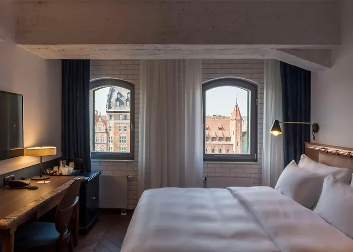 Radisson & 4*